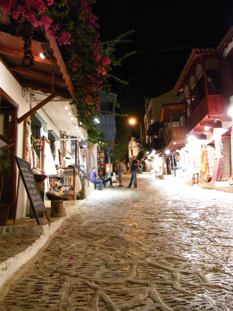 カシュKaşの街　夜景